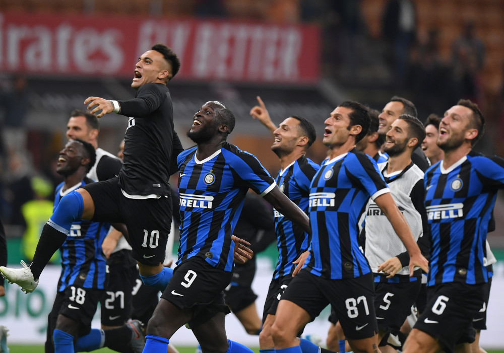 他用扣篮点燃全场