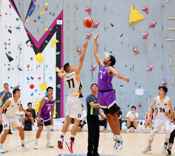 英超：利物浦客场险胜曼城