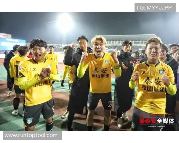 德州扑克高手很少走到河牌（德州扑克高手常在转牌前就分出胜负）